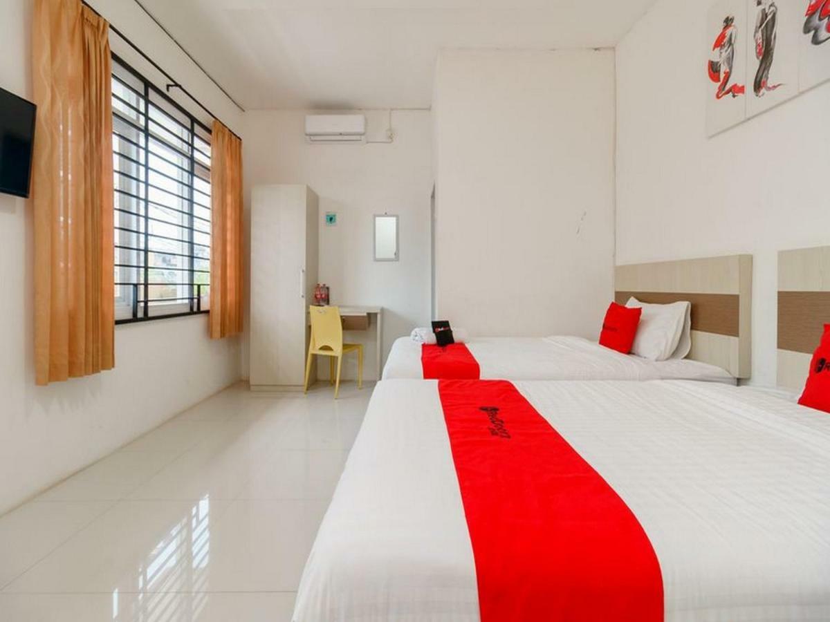 Reddoorz At Tara Homestay Palembang Extérieur photo